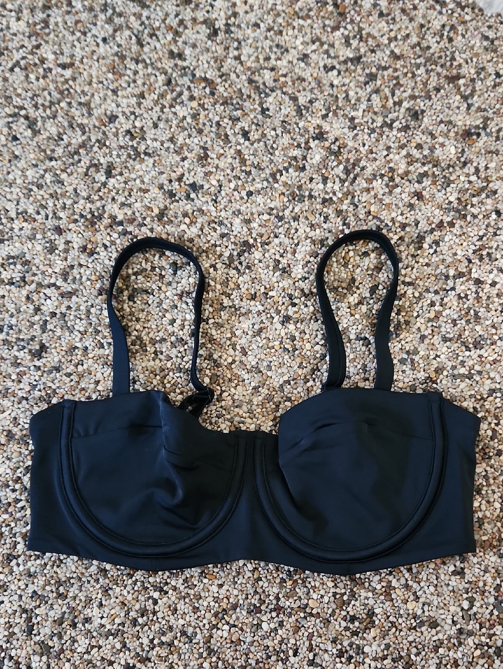 VENUS Black Longline Underwire Bikini Top with Adjustable Straps